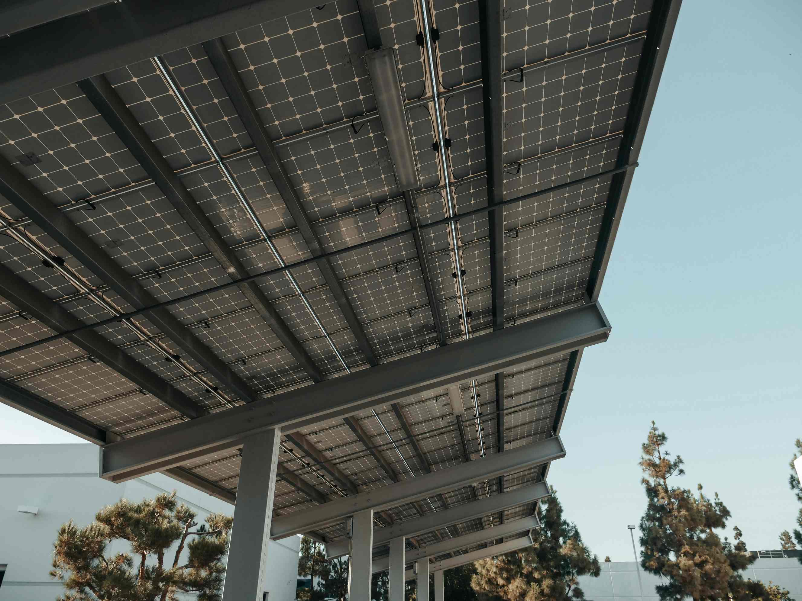 Top 5 Benefits of Solar Panel Parking Systems for Commercial Spaces